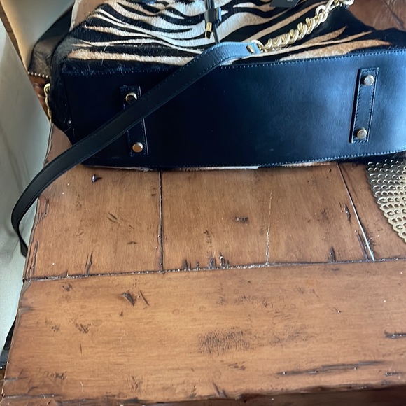 Handbag - Picture 7 of 8